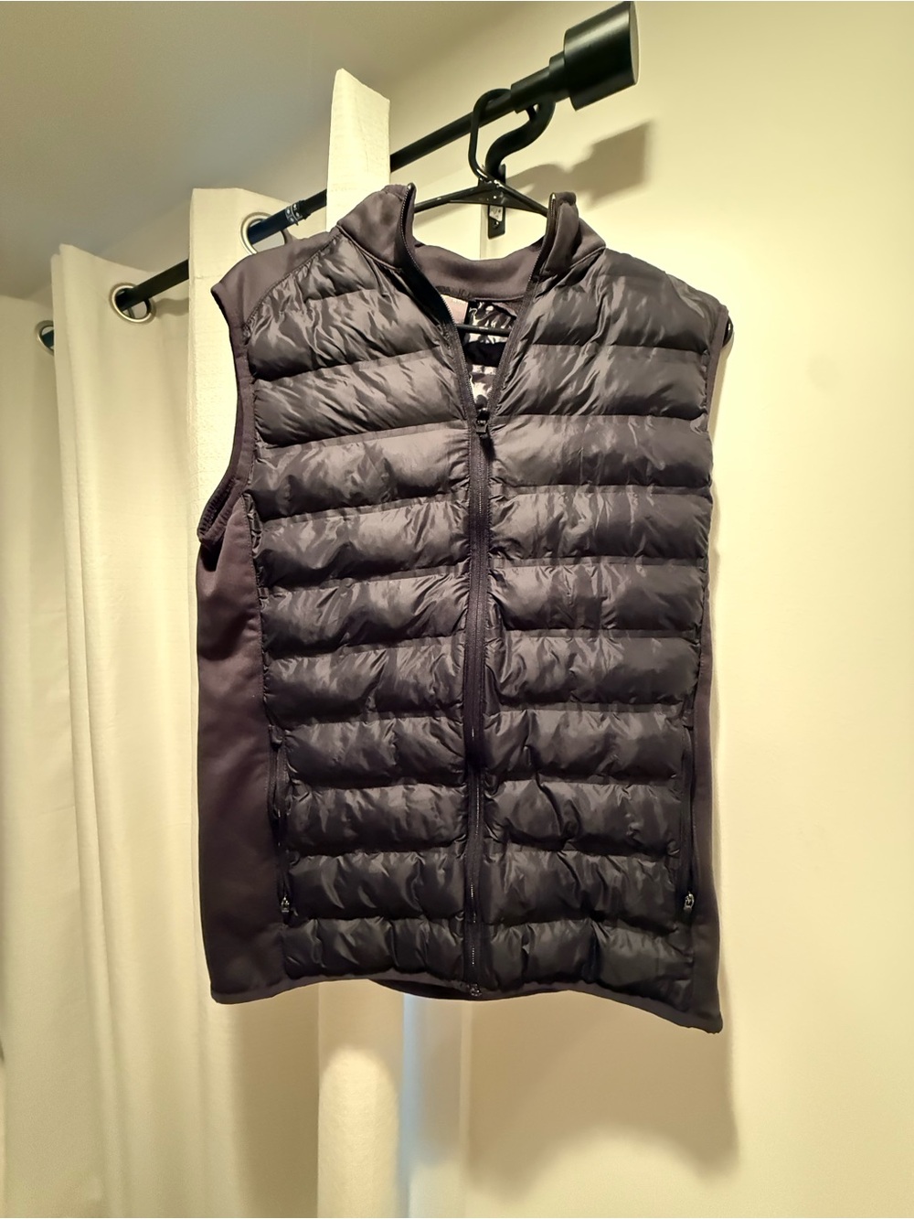 Old Navy Quilted Puffer Vest - Charcoal